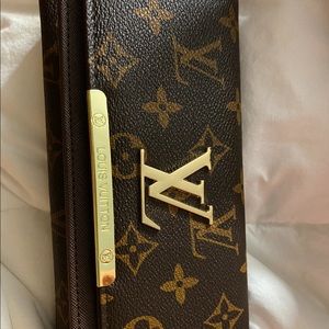 IN-sPired L V wallet, new never used